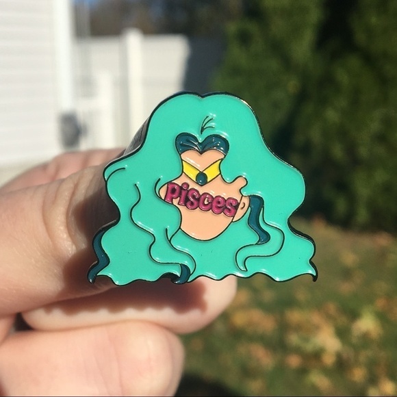 Sailor Pisces Soft Enamel Pin - Picture 2 of 3